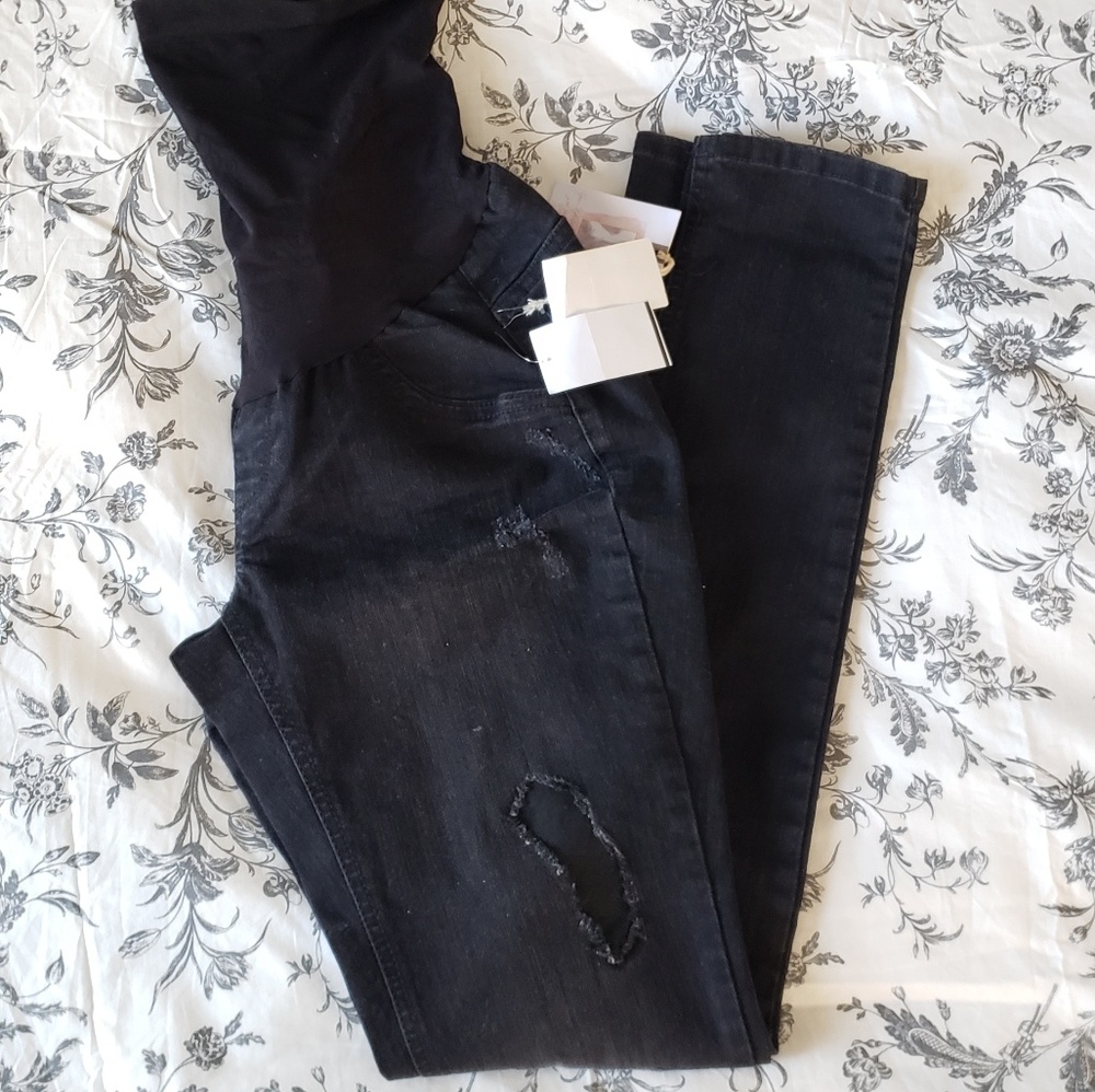 (NWT) Maternity skinny jeans